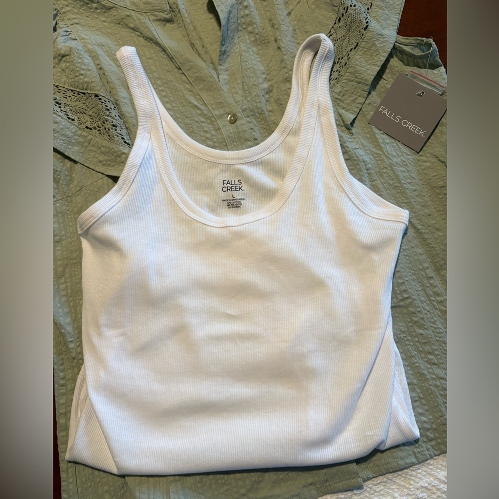 👚 2 Piece Falls Creek Sage Flutter Ruffle Sleeve Top with White Tank size Large - Picture 6 of 9